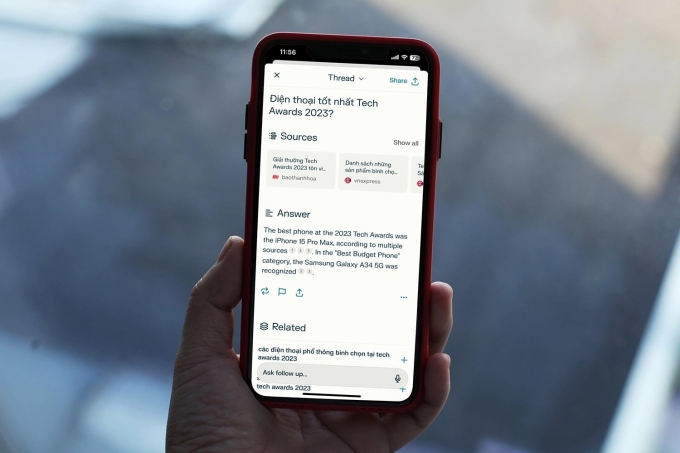 Giao diện tìm kiếm bằng ứng dụng Perplexity trên iPhone.