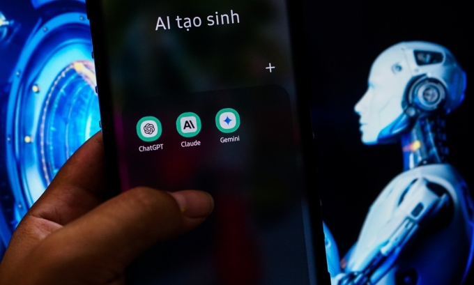 Một số ứng dụng AI tạo sinh hiển thị trên smartphone. Ảnh:Bảo Lâm