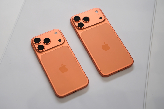 iPhone 17 Pro và 17 Pro Max tại lễ ra mắt ở Apple Park.